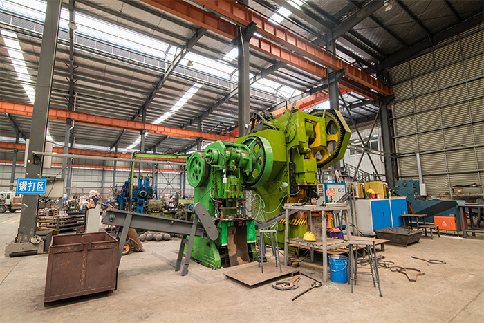 兴安盟网架配件-锥头加工车间